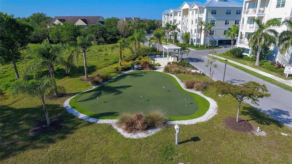 Active With Contract: $550,000 (3 beds, 2 baths, 1854 Square Feet)