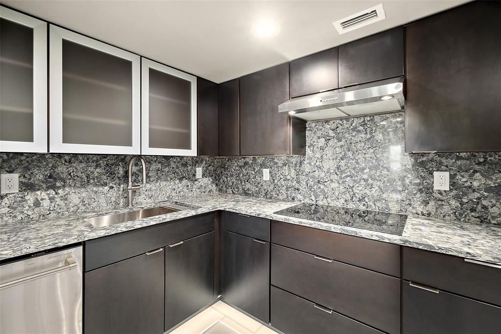 For Sale: $739,900 (4 beds, 3 baths, 3125 Square Feet)