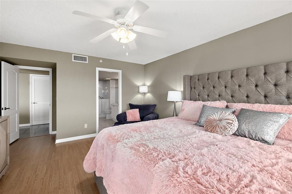 For Sale: $739,900 (4 beds, 3 baths, 3125 Square Feet)