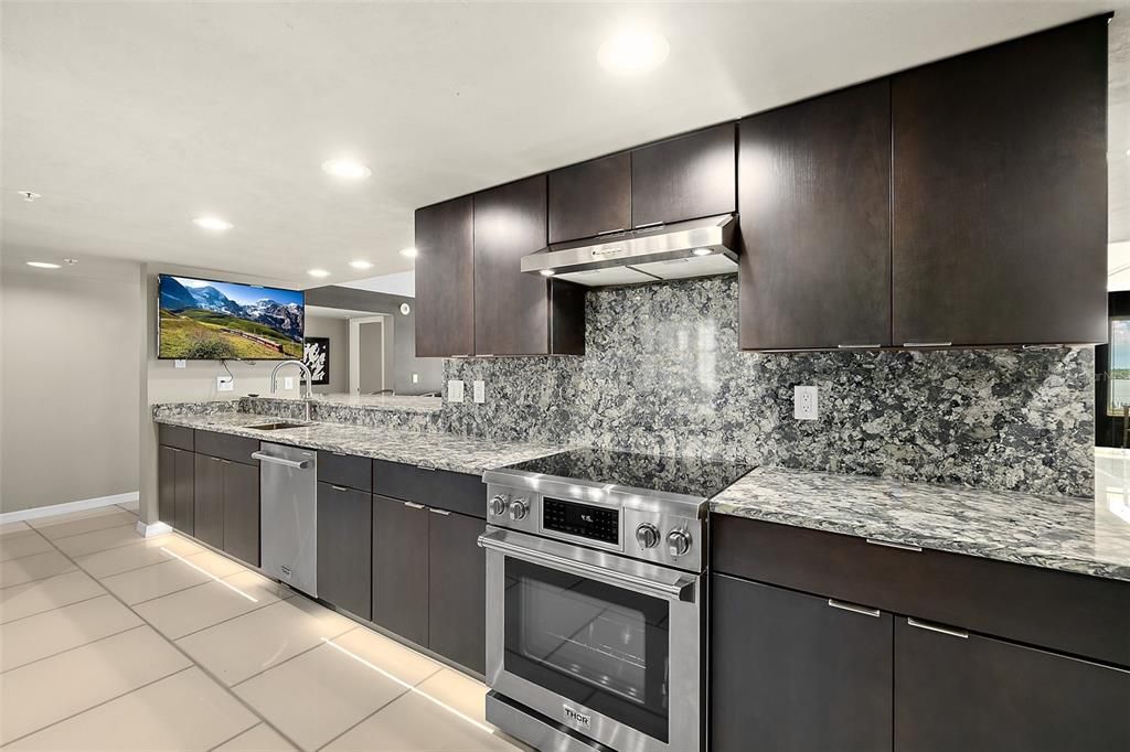 For Sale: $739,900 (4 beds, 3 baths, 3125 Square Feet)