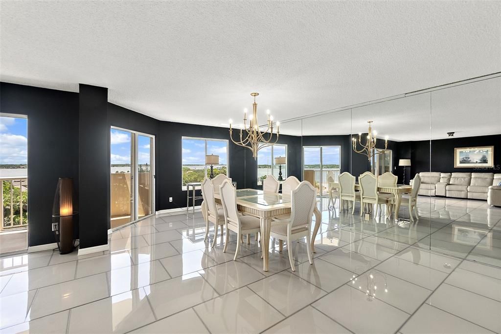 For Sale: $739,900 (4 beds, 3 baths, 3125 Square Feet)