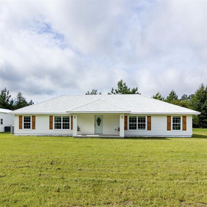 Недавно продано: $575,000 (3 спален, 2 ванн, 1860 Квадратных фут)