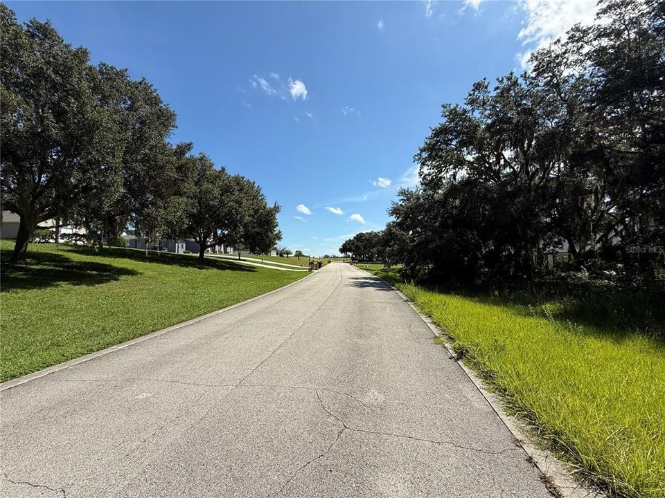 待售: $129,900 (0.76 acres)