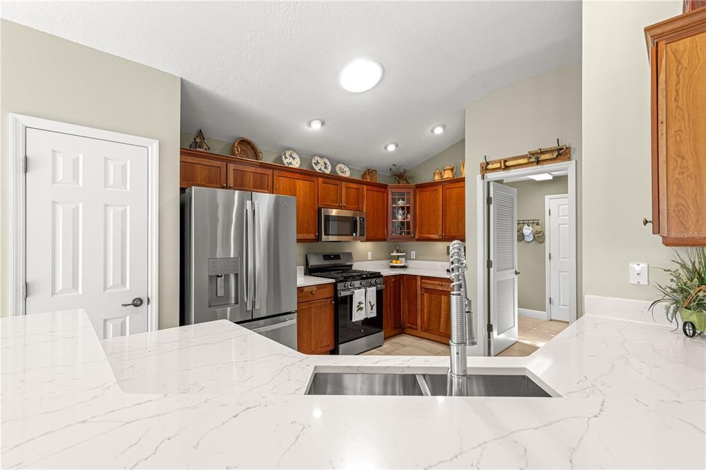 For Sale: $849,000 (3 beds, 2 baths, 2000 Square Feet)