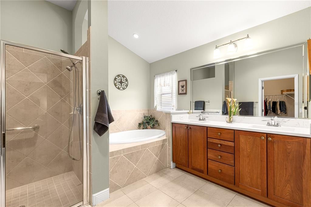 For Sale: $849,000 (3 beds, 2 baths, 2000 Square Feet)