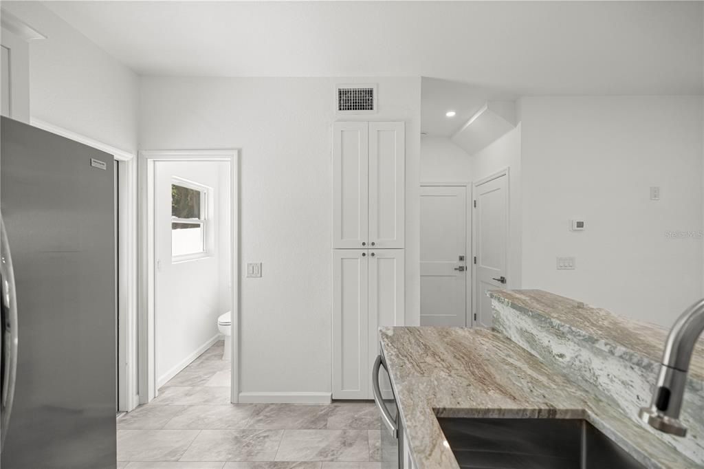 En Venta: $249,900 (2 camas, 1 baños, 1000 Pies cuadrados)