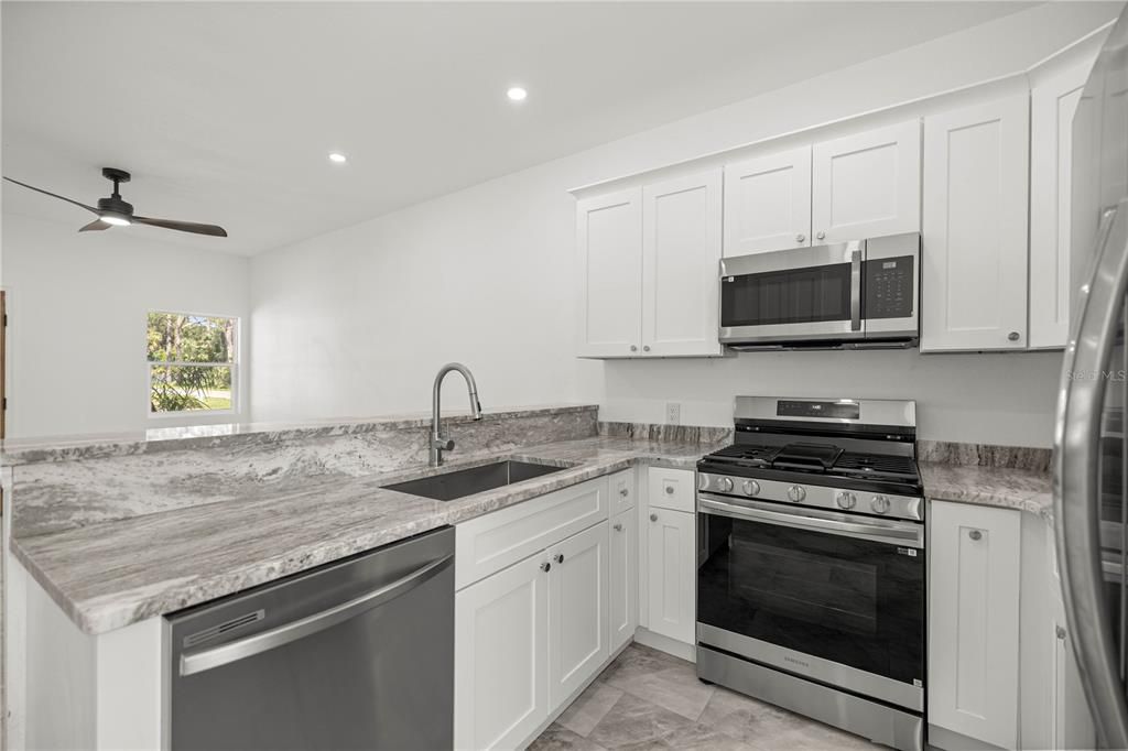 En Venta: $249,900 (2 camas, 1 baños, 1000 Pies cuadrados)