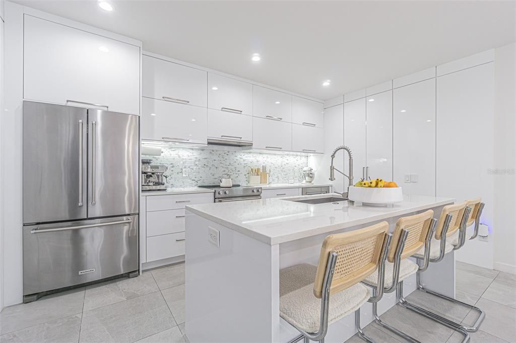 Active With Contract: $1,045,000 (4 beds, 3 baths, 2098 Square Feet)