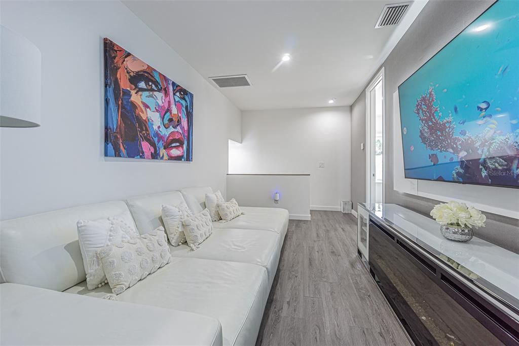 Active With Contract: $1,045,000 (4 beds, 3 baths, 2098 Square Feet)