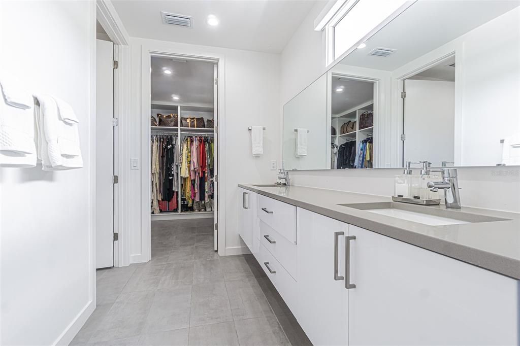 Active With Contract: $1,045,000 (4 beds, 3 baths, 2098 Square Feet)
