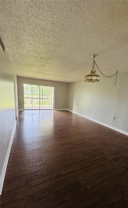 В аренду: $1,550 (2 спален, 2 ванн, 1053 Квадратных фут)