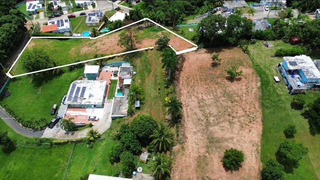 待售: $165,000 (0.90 acres)