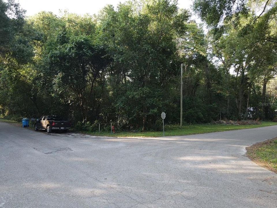 На продажу: $35,000 (0.34 acres)