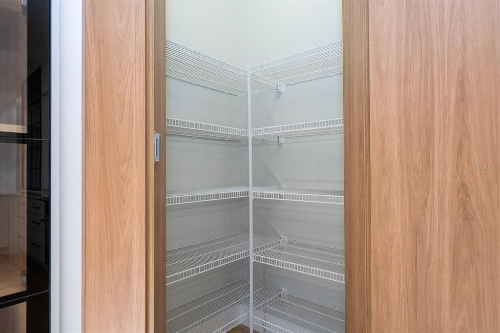 В аренду: $8,750 (4 спален, 3 ванн, 2902 Квадратных фут)