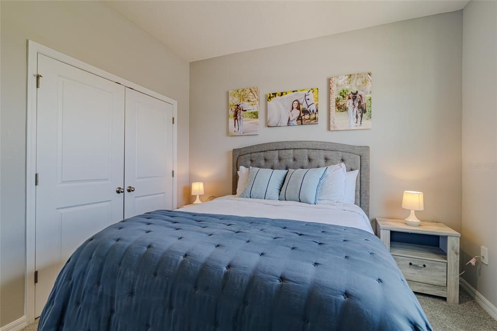 合同活跃: $250,000 (3 贝兹, 2 浴室, 1565 平方英尺)