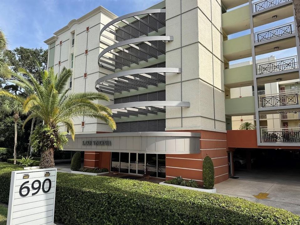 最近售出: $393,800 (2 贝兹, 2 浴室, 1148 平方英尺)