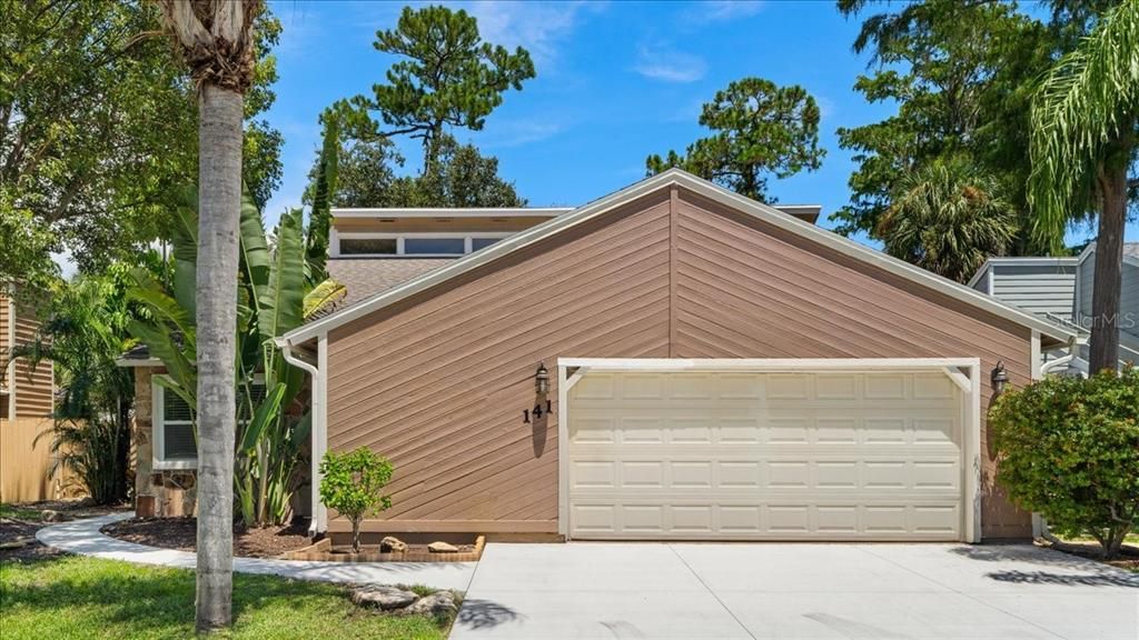 Active With Contract: $314,990 (2 beds, 2 baths, 1680 Square Feet)