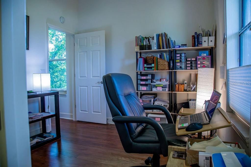 For Sale: $399,900 (4 beds, 3 baths, 2056 Square Feet)