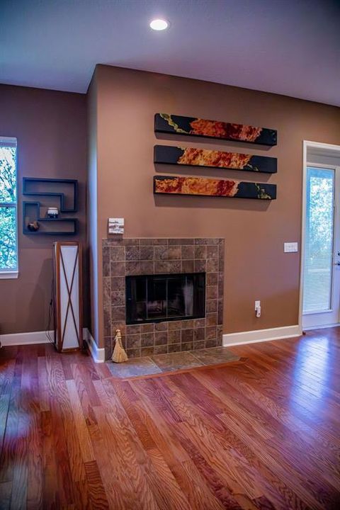 For Sale: $399,900 (4 beds, 3 baths, 2056 Square Feet)