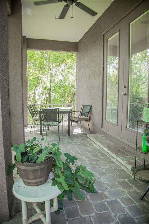 For Sale: $399,900 (4 beds, 3 baths, 2056 Square Feet)