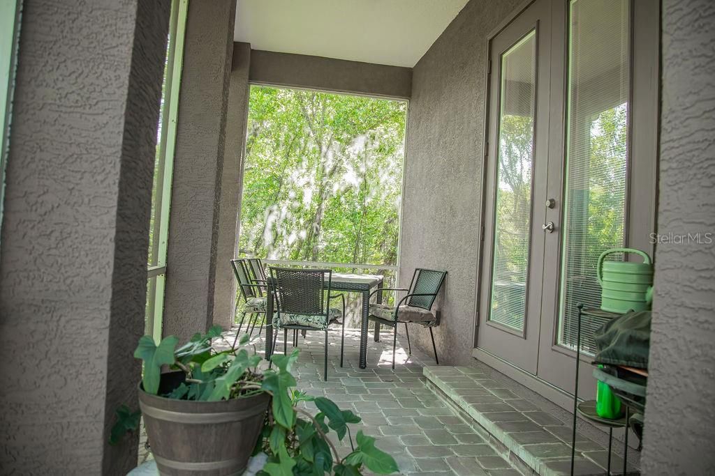 For Sale: $399,900 (4 beds, 3 baths, 2056 Square Feet)