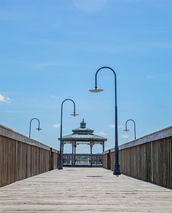 For Sale: $399,900 (4 beds, 3 baths, 2056 Square Feet)