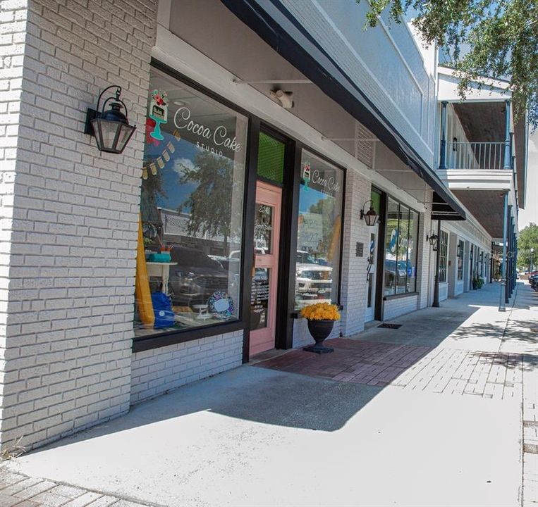 For Sale: $399,900 (4 beds, 3 baths, 2056 Square Feet)