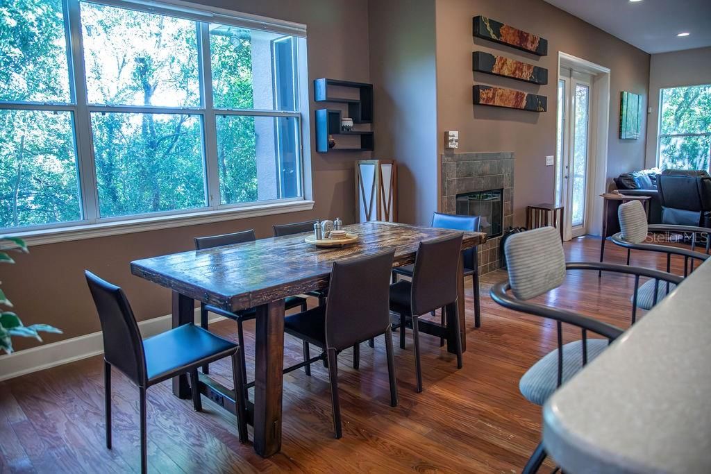 For Sale: $399,900 (4 beds, 3 baths, 2056 Square Feet)