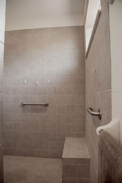 For Sale: $399,900 (4 beds, 3 baths, 2056 Square Feet)