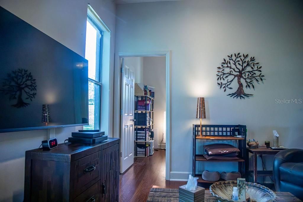 For Sale: $399,900 (4 beds, 3 baths, 2056 Square Feet)