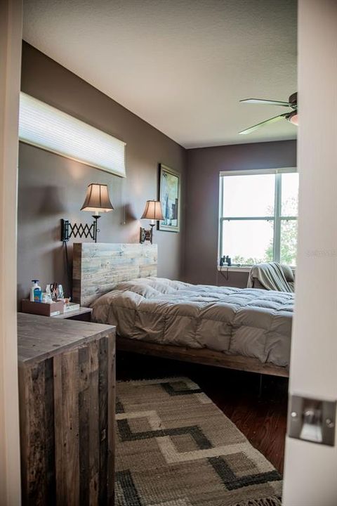 For Sale: $399,900 (4 beds, 3 baths, 2056 Square Feet)