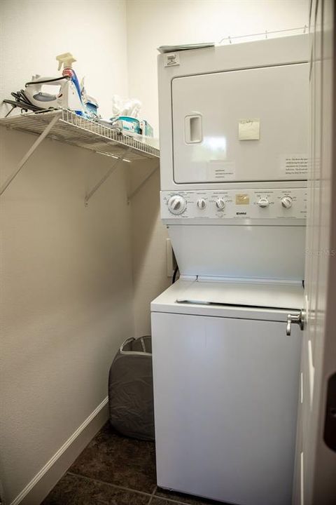 For Sale: $399,900 (4 beds, 3 baths, 2056 Square Feet)