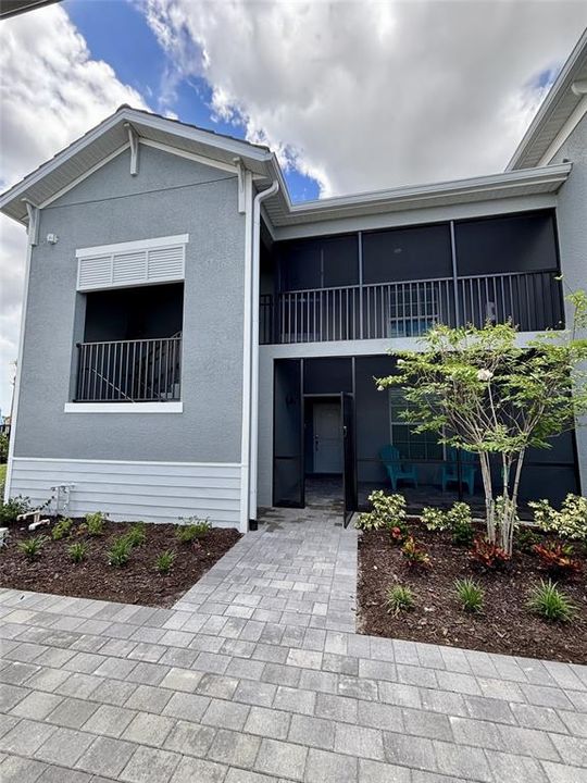 Recently Sold: $359,998 (3 beds, 2 baths, 1569 Square Feet)