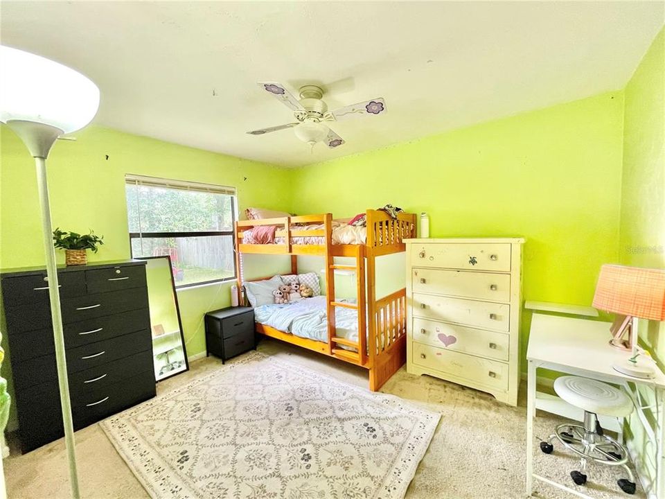 Activo con contrato: $199,900 (2 camas, 1 baños, 972 Pies cuadrados)