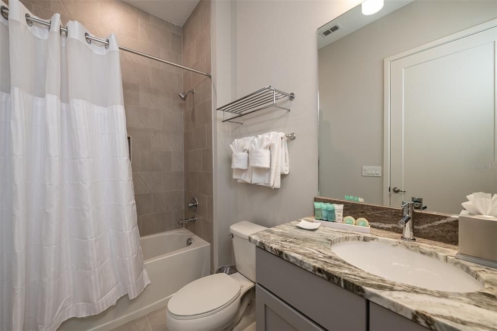 En Venta: $2,495,000 (8 camas, 9 baños, 5590 Pies cuadrados)