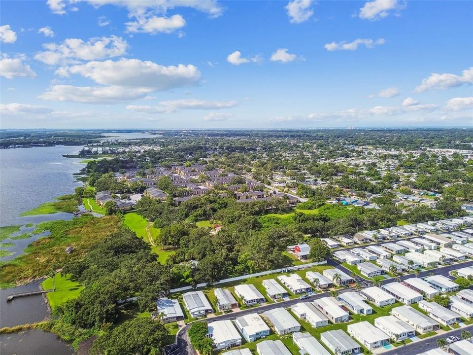 合同活跃: $169,900 (2 贝兹, 2 浴室, 840 平方英尺)