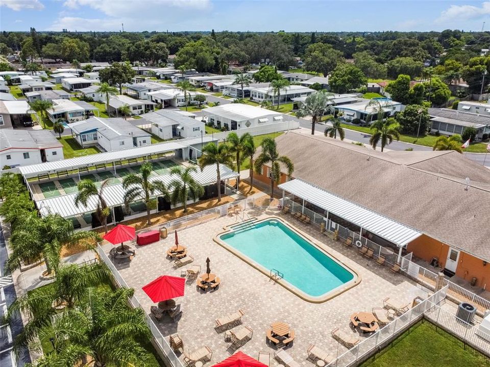 合同活跃: $169,900 (2 贝兹, 2 浴室, 840 平方英尺)