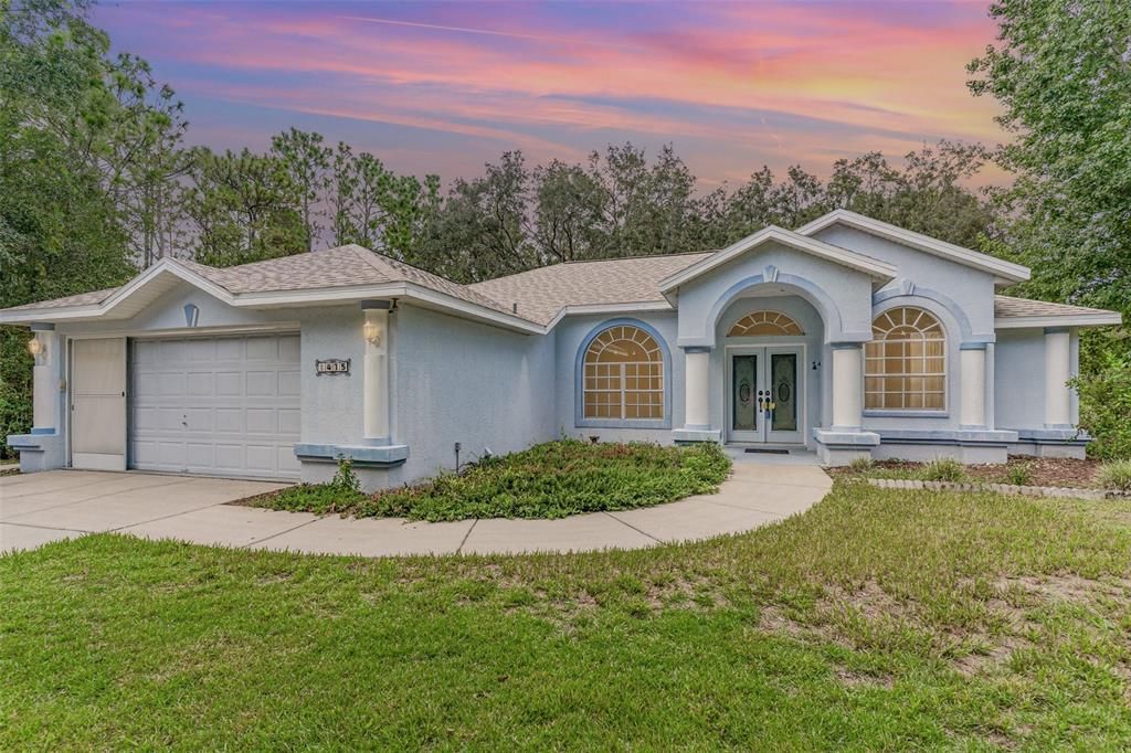 Activo con contrato: $315,000 (3 camas, 2 baños, 1819 Pies cuadrados)