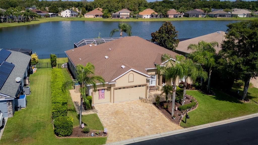 Под контрактом: $639,000 (5 спален, 3 ванн, 2638 Квадратных фут)