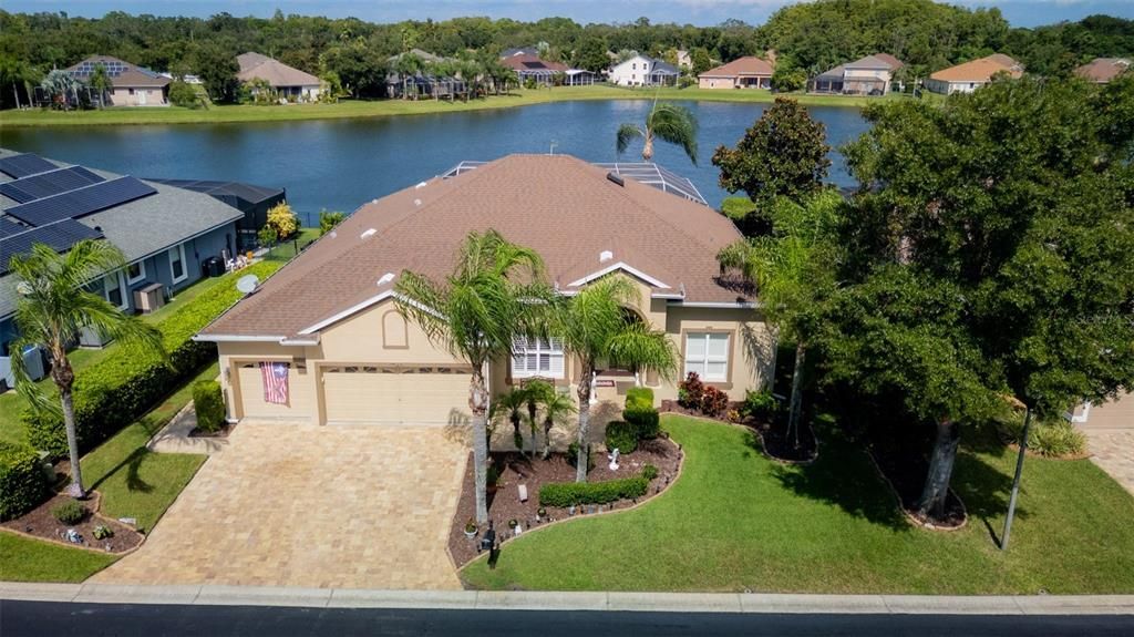 Под контрактом: $639,000 (5 спален, 3 ванн, 2638 Квадратных фут)