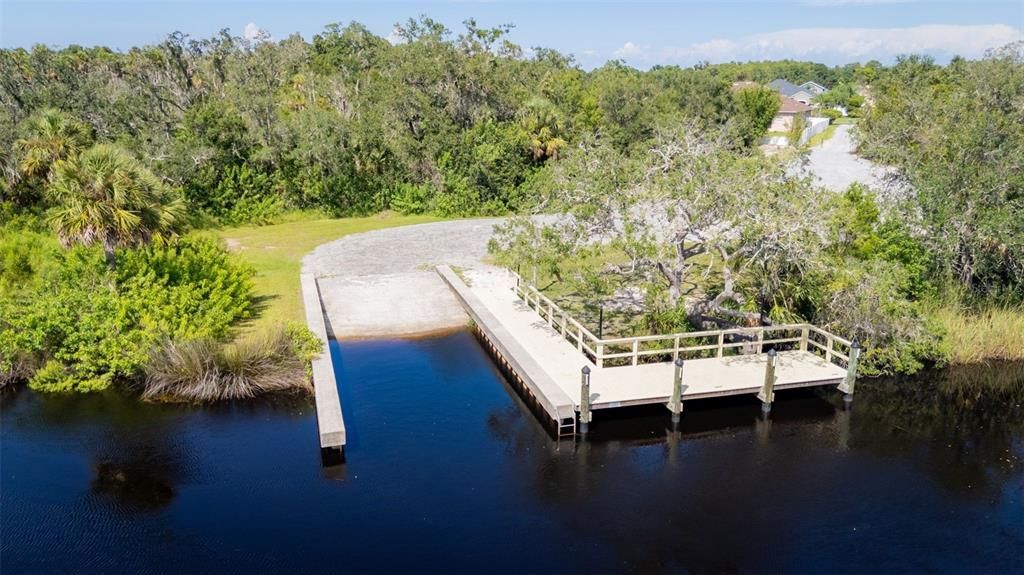 Под контрактом: $639,000 (5 спален, 3 ванн, 2638 Квадратных фут)