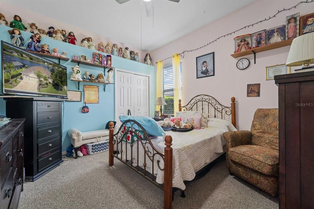 Под контрактом: $639,000 (5 спален, 3 ванн, 2638 Квадратных фут)