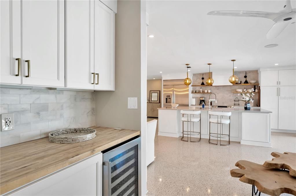 For Rent: $14,500 (3 beds, 3 baths, 2446 Square Feet)