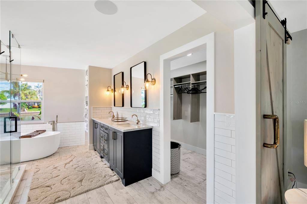 For Rent: $14,500 (3 beds, 3 baths, 2446 Square Feet)