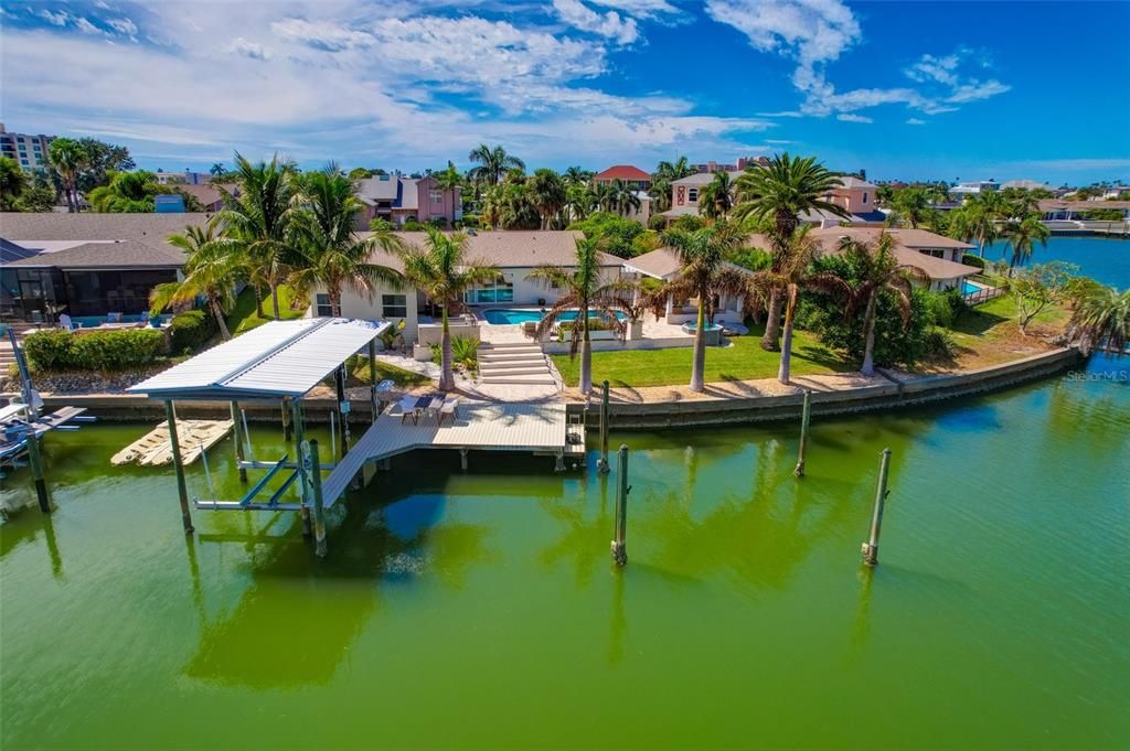 For Rent: $14,500 (3 beds, 3 baths, 2446 Square Feet)