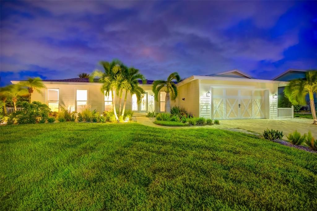 For Rent: $14,500 (3 beds, 3 baths, 2446 Square Feet)