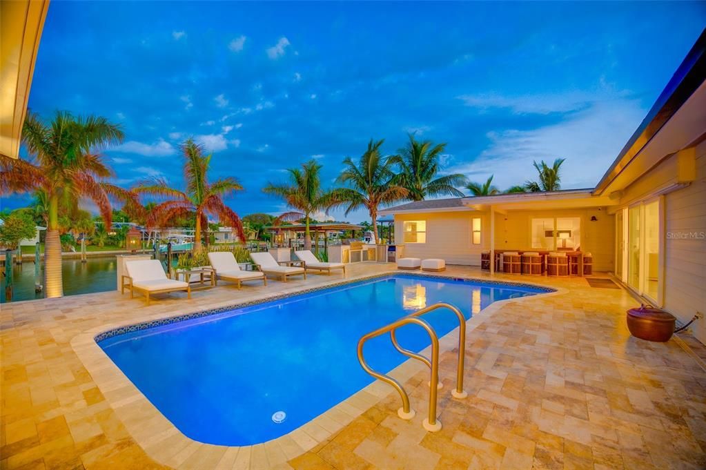 For Rent: $14,500 (3 beds, 3 baths, 2446 Square Feet)