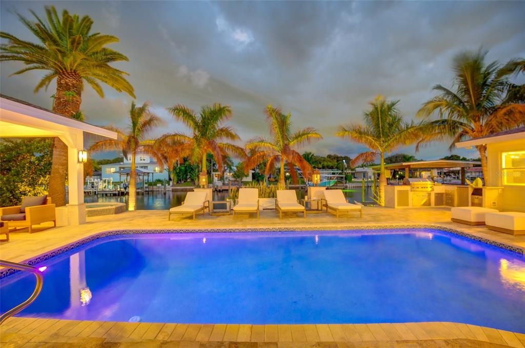 For Rent: $14,500 (3 beds, 3 baths, 2446 Square Feet)