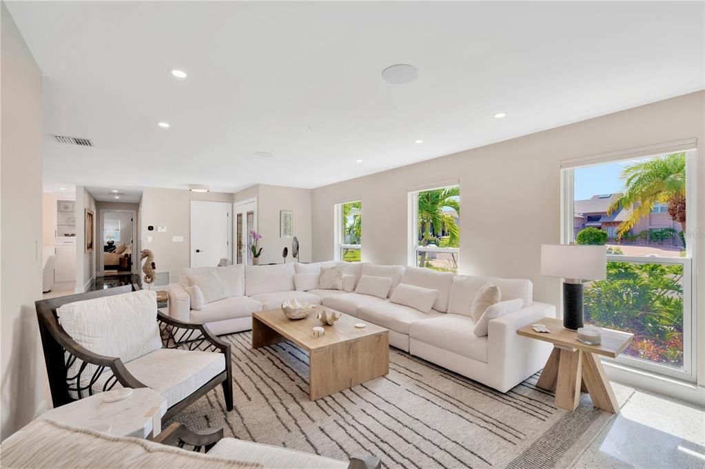 For Rent: $14,500 (3 beds, 3 baths, 2446 Square Feet)