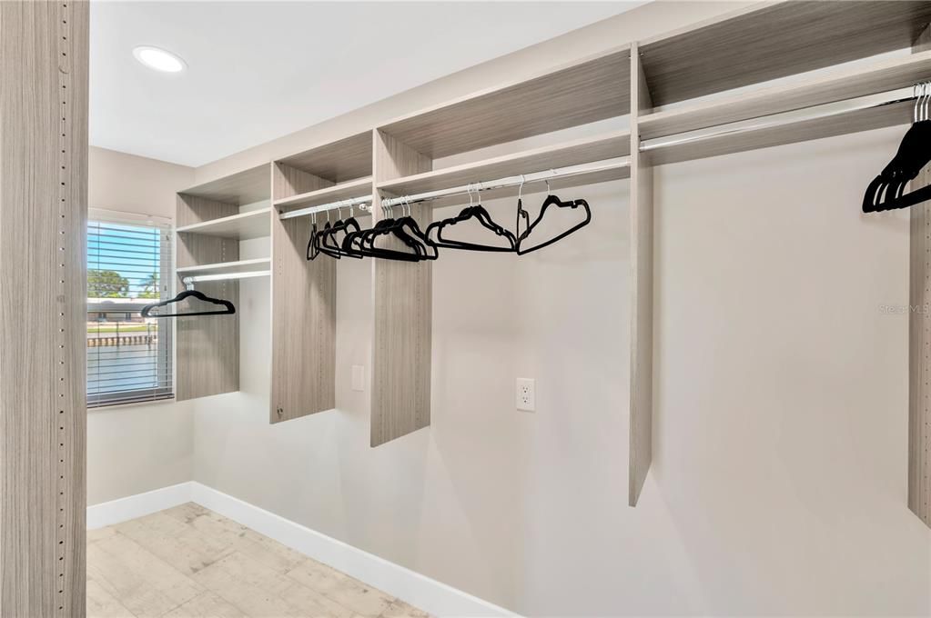 For Rent: $14,500 (3 beds, 3 baths, 2446 Square Feet)